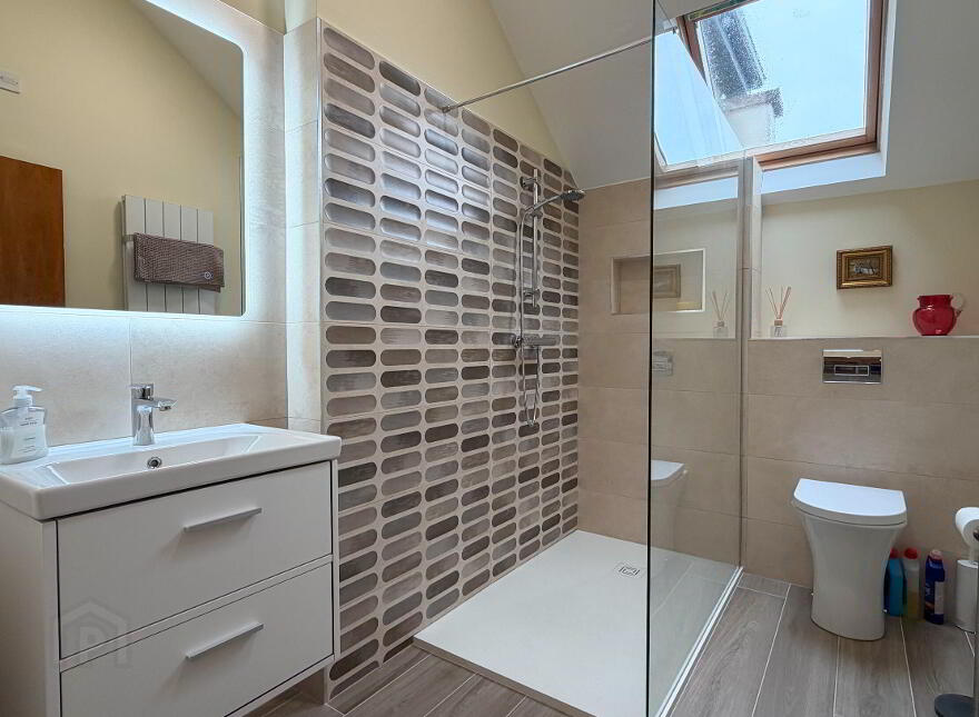 Apt 24, Ardbana Terrace, Mountsandel Road, Coleraine, BT52 1GY