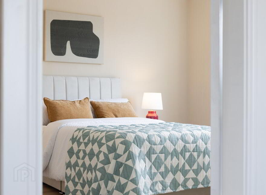 Caw Park, Waterside, Derry/Londonderry, BT47 6LZ