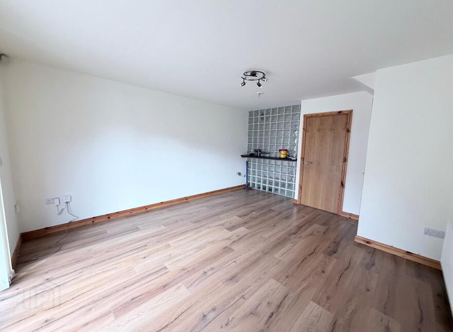 1a Duck Row, Dunbar Road, Banbridge, BT32 3FF