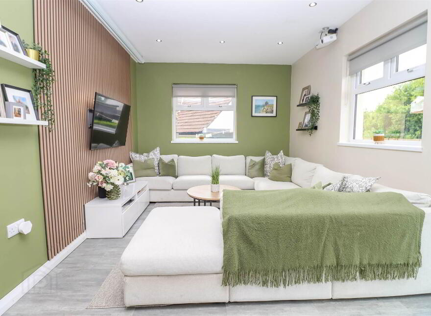 14 Moyne Park, Gilnahirk, Belfast, BT5 7QT