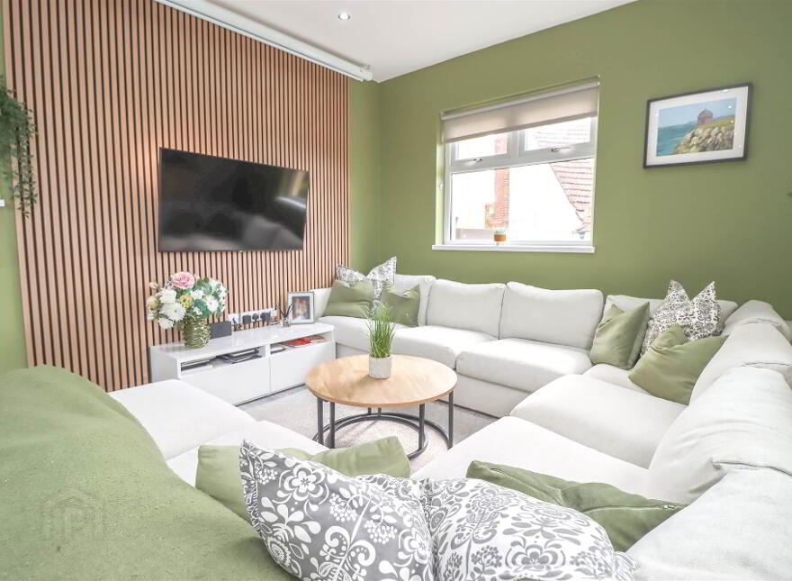 14 Moyne Park, Gilnahirk, Belfast, BT5 7QT