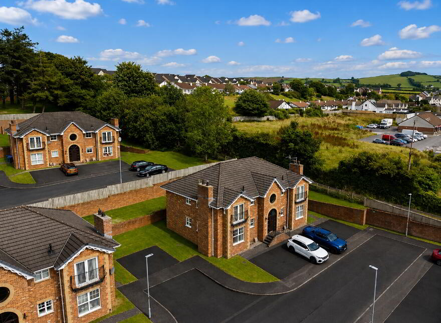 29 The Old School Field, Drumahoe, L’derry, BT47 3GX