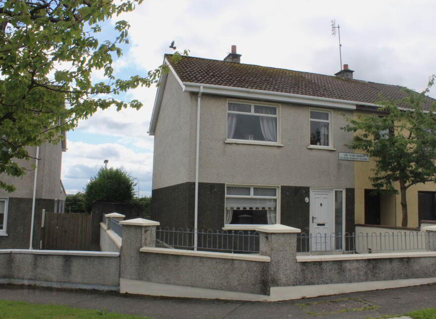 29 Slieve Sneacht Close, Letterkenny, F92V21H photo