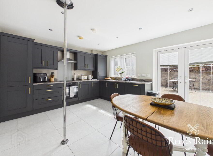 8 Faulkner Grove, Bangor, BT20 3FN