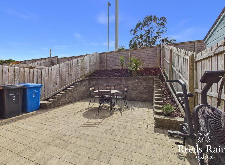 8 Faulkner Grove, Bangor, BT20 3FN