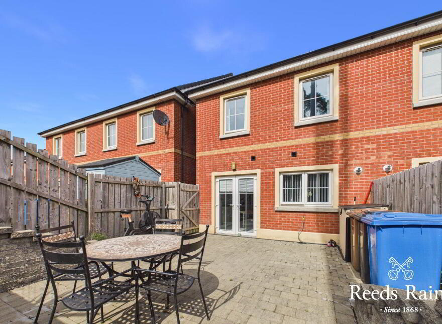 8 Faulkner Grove, Bangor, BT20 3FN