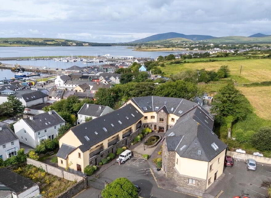Apartment 20 An Doirín, Green Street, Dingle, V92HC89