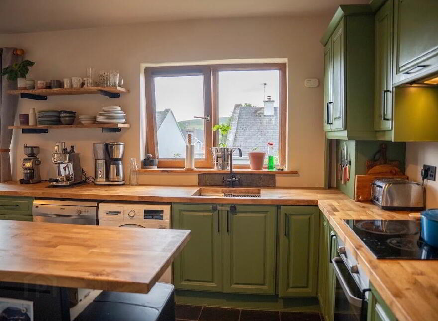 Apartment 20 An Doirín, Green Street, Dingle, V92HC89