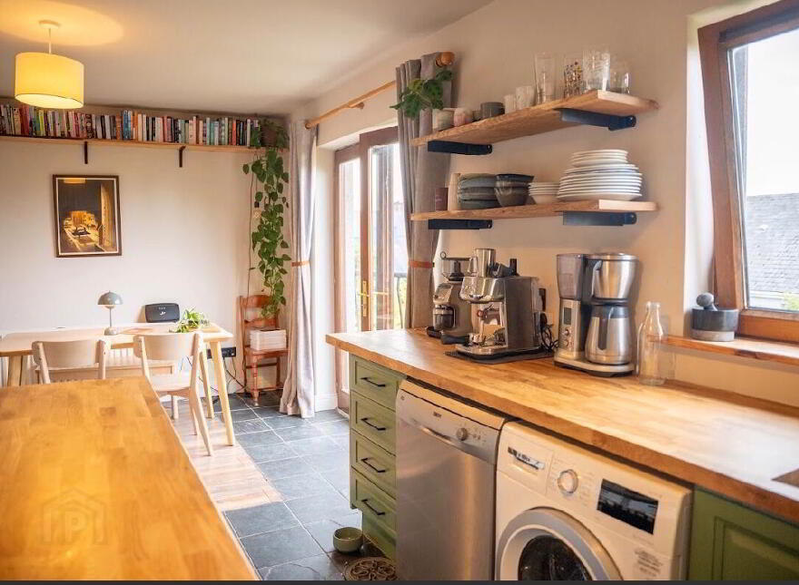 Apartment 20 An Doirín, Green Street, Dingle, V92HC89