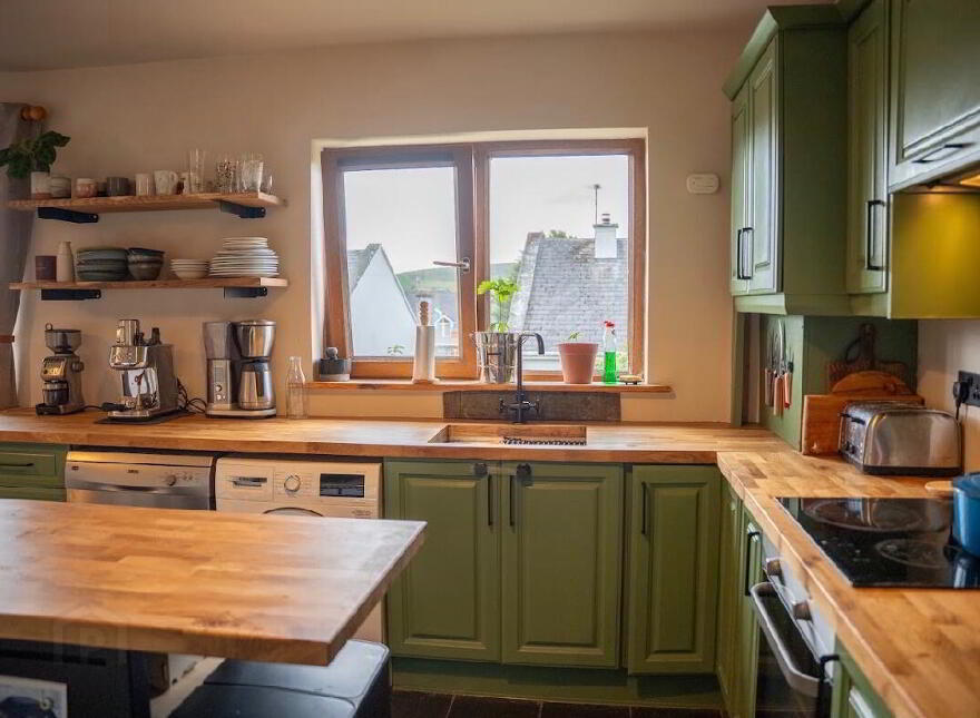 Apartment 20 An Doirín, Green Street, Dingle, V92HC89