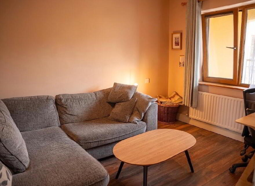 Apartment 20 An Doirín, Green Street, Dingle, V92HC89