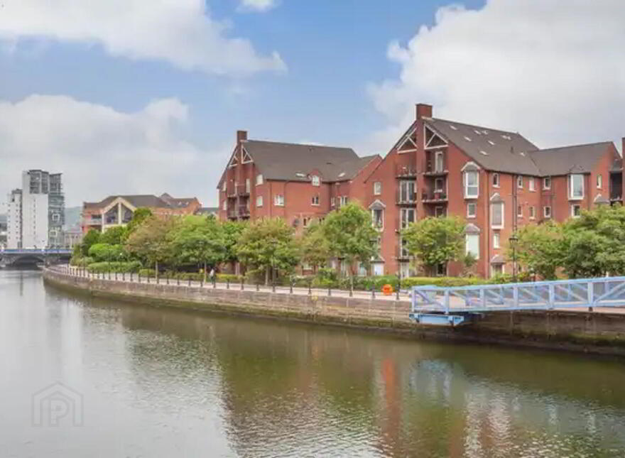 18 Laganview Court, Belfast, BT5 4AR