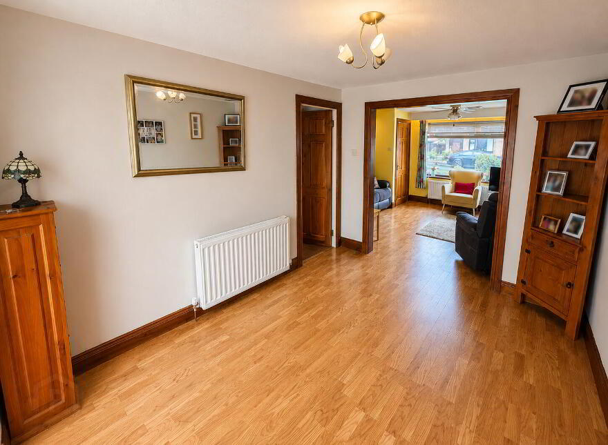 38 Woodview Crescent, Lisburn, BT28 1LF