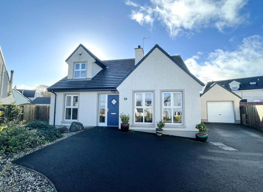 62 Magheraboy Avenue, Portrush, BT56 8GW