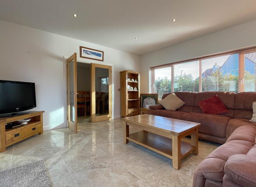 62 Magheraboy Avenue, Portrush, BT56 8GW