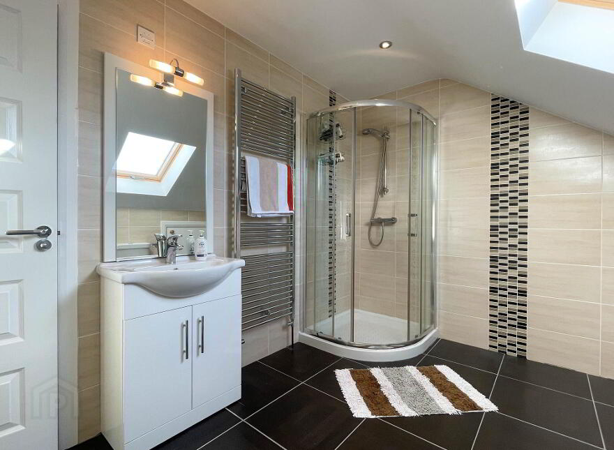 62 Magheraboy Avenue, Portrush, BT56 8GW