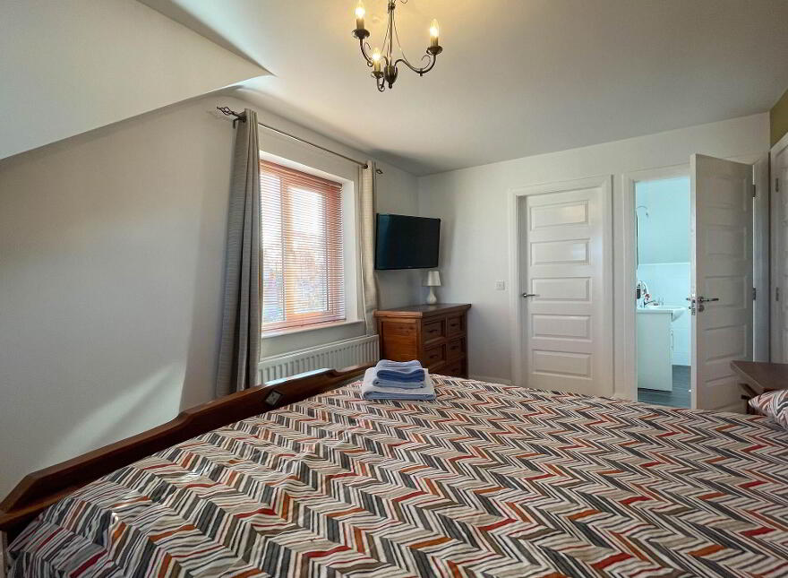 62 Magheraboy Avenue, Portrush, BT56 8GW