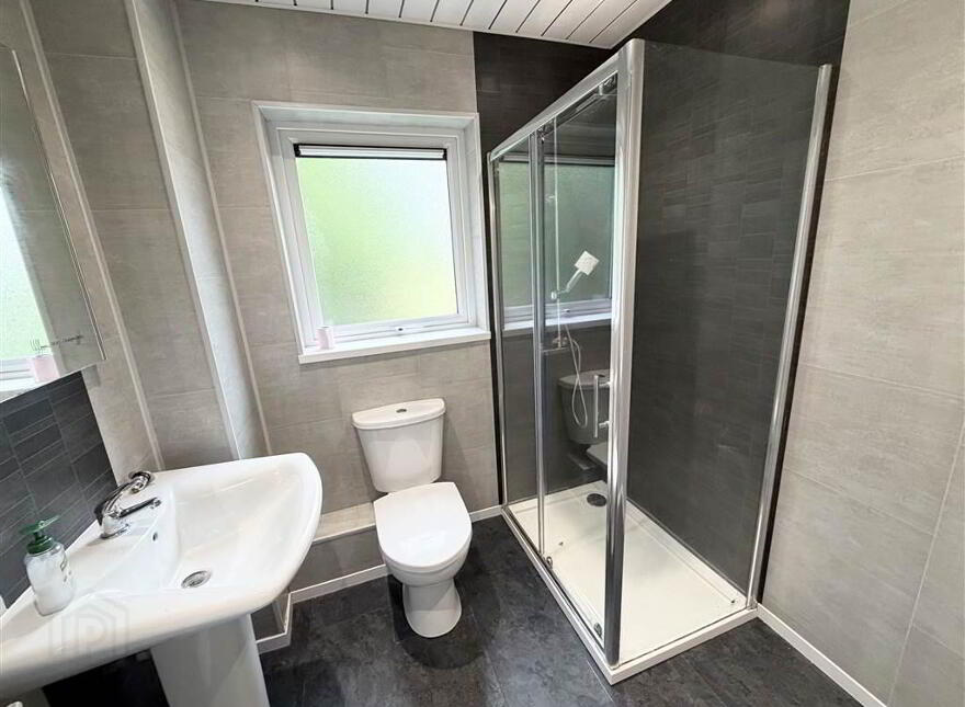 11 Oakvale Gardens, Belfast, BT17 0SD