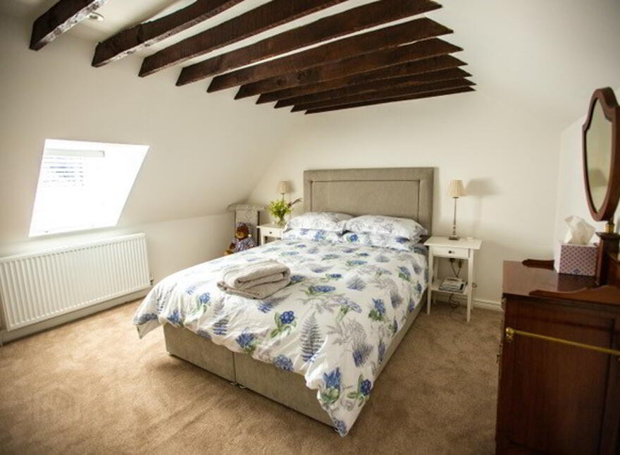 20 Arthur Street, Royal Hillsborough, BT26 6AP