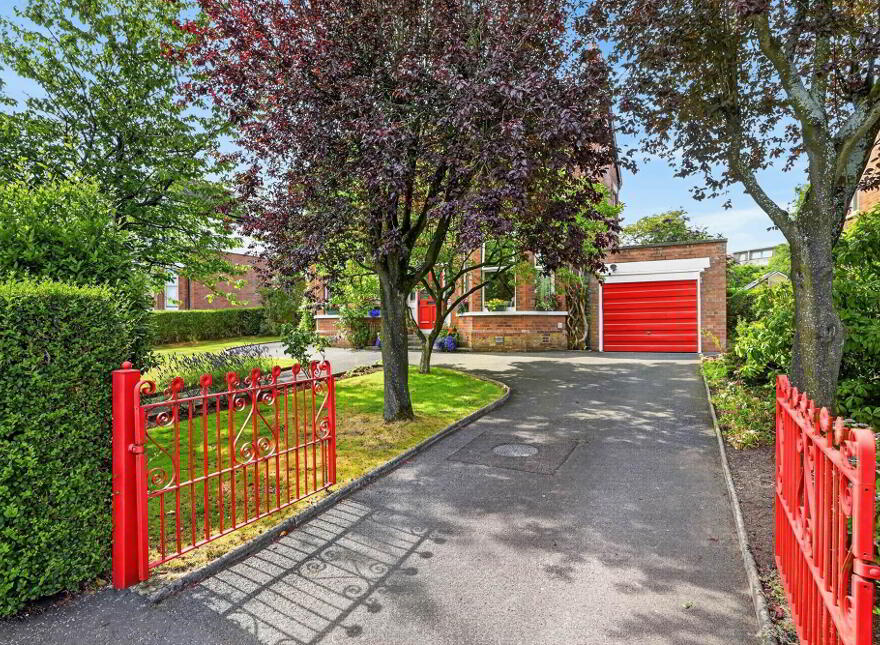 27 The Green, Dunmurry, Belfast, BT17 0QA