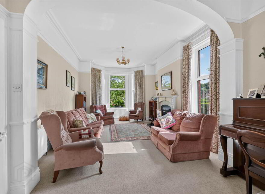 27 The Green, Dunmurry, Belfast, BT17 0QA