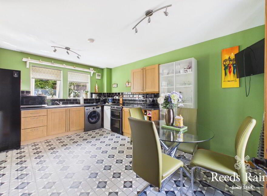 8 Bests Hill Court, Belfast, BT8 7WA