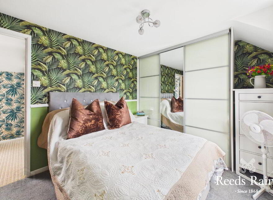 8 Bests Hill Court, Belfast, BT8 7WA
