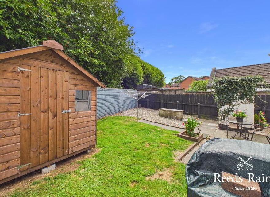8 Bests Hill Court, Belfast, BT8 7WA