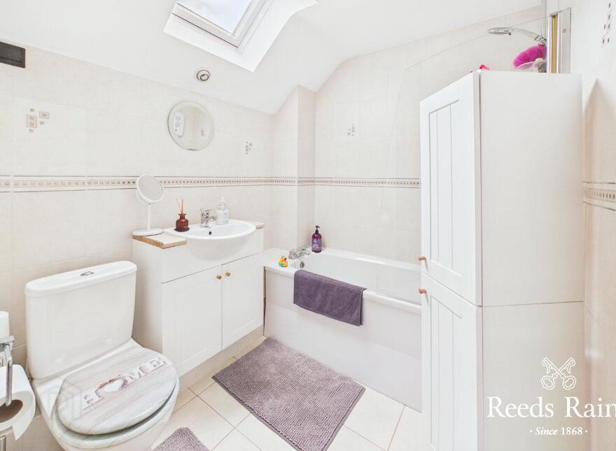 8 Bests Hill Court, Belfast, BT8 7WA