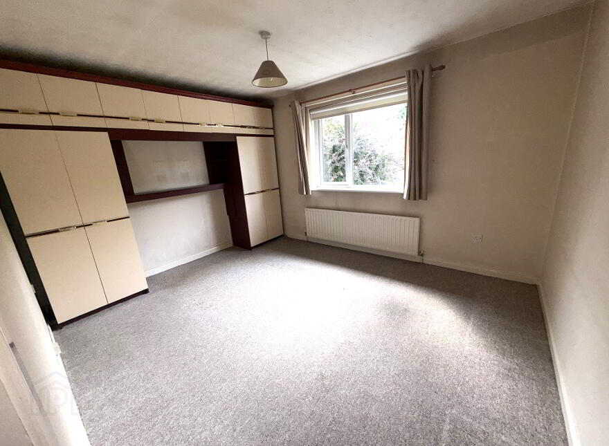 35 Meadowvale, Ballymena, BT42 4EX