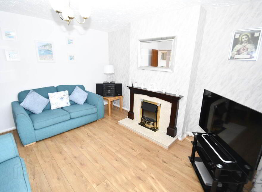 27 Ladybrook Crescent, Belfast, BT11 9ES