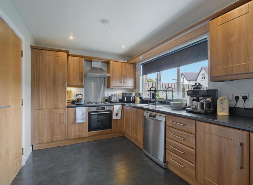 37 Rogan Wood, Newtownabbey, BT36 4BG