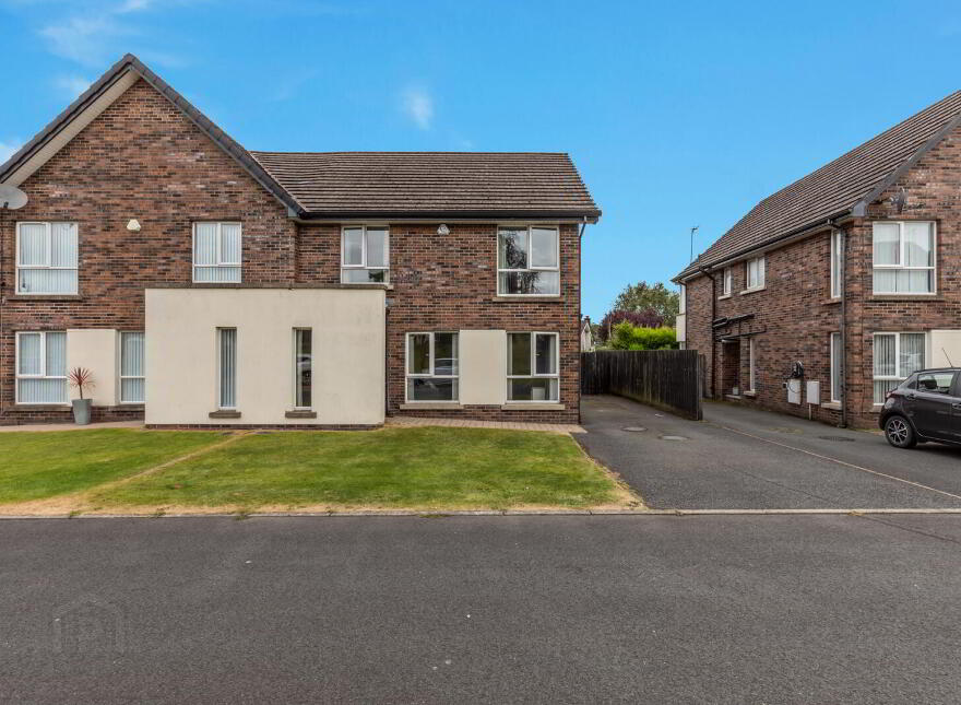 37 Rogan Wood, Newtownabbey, BT36 4BG