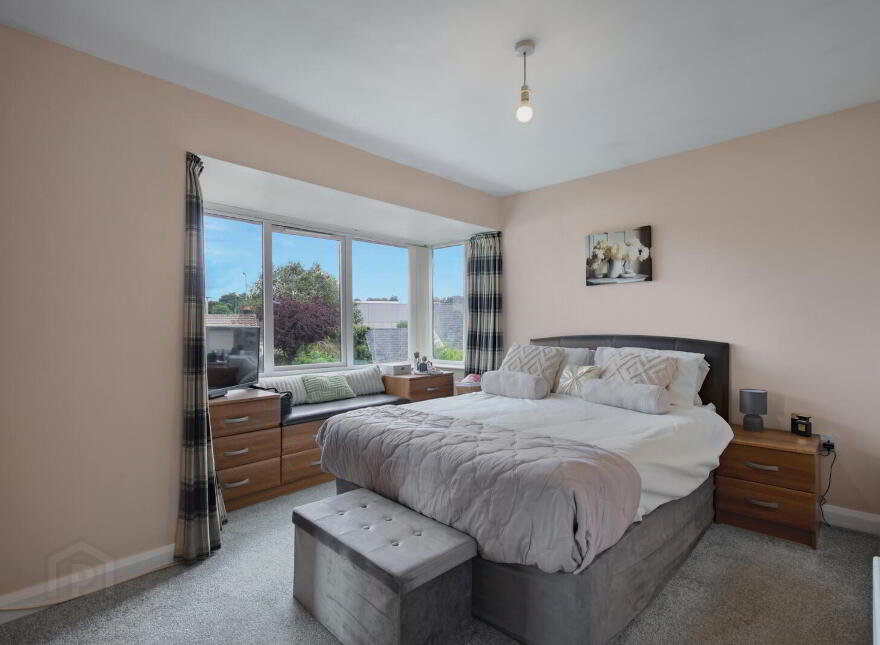 37 Rogan Wood, Newtownabbey, BT36 4BG