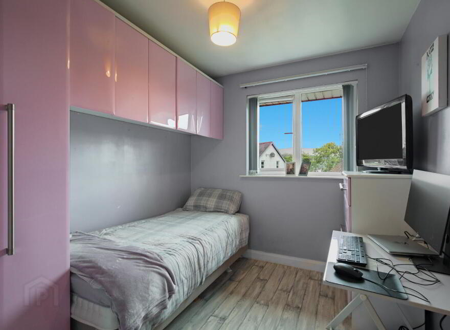 37 Rogan Wood, Newtownabbey, BT36 4BG
