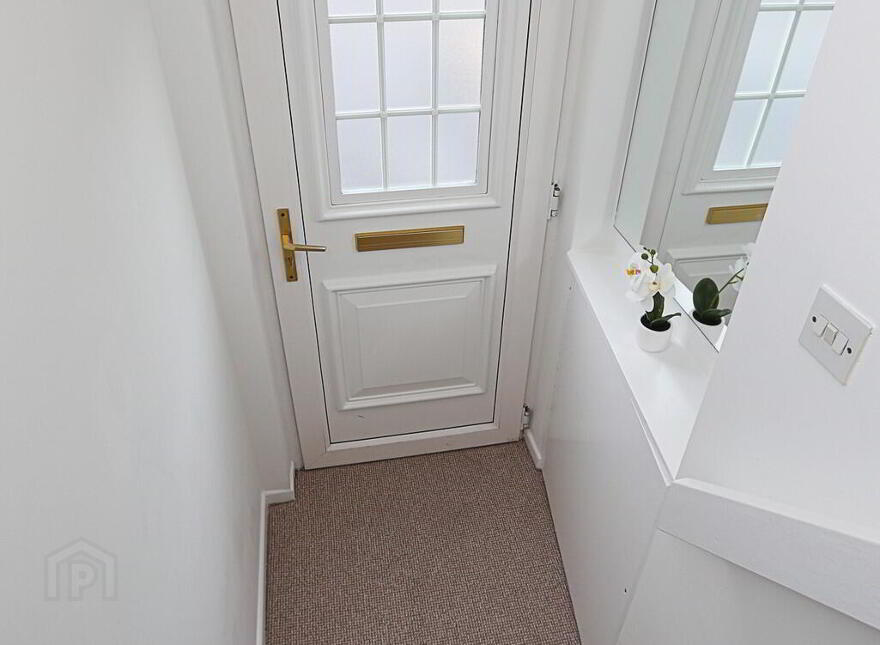 36b Dundonald Heights, Belfast, BT16 1LX
