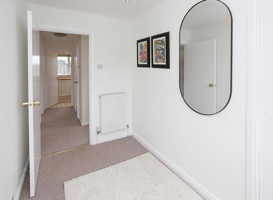 36b Dundonald Heights, Belfast, BT16 1LX