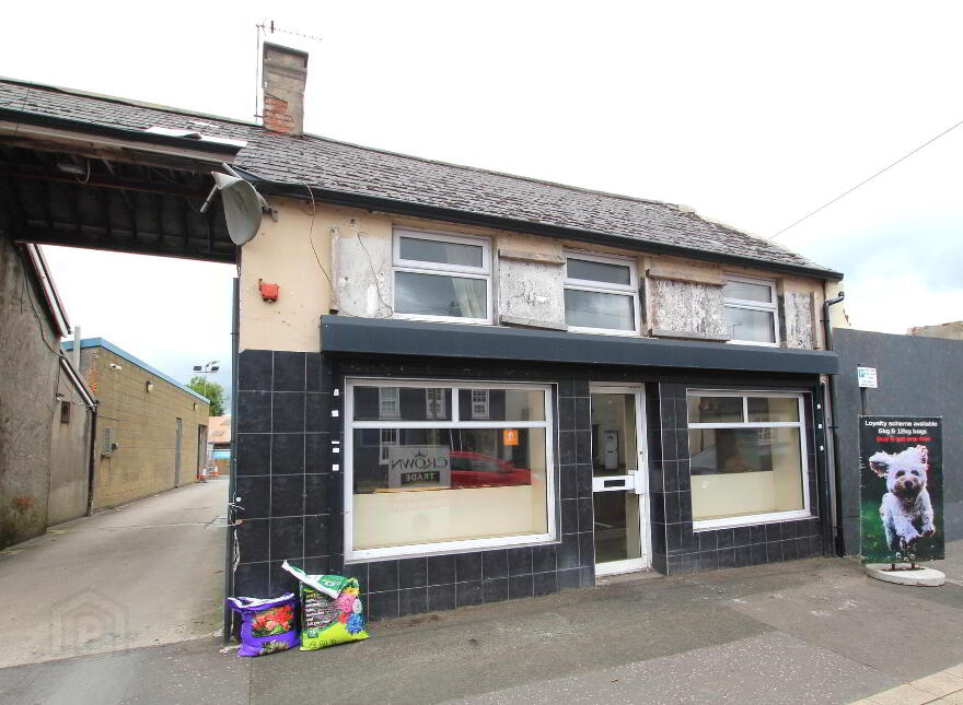 13 Main Street, Crumlin, BT29 4UP
