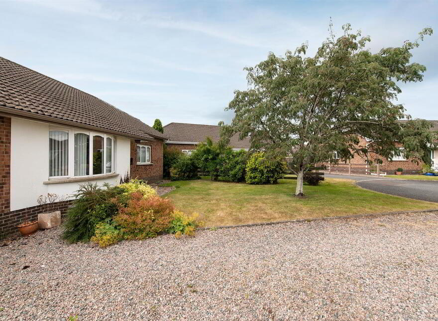 94 Kinedale Park, Ballynahinch, BT24 8YS