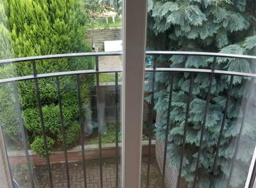 190 Lisburn Road, Belfast, BT9 6AL