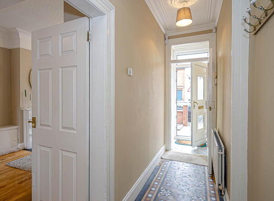 212 Ravenhill Avenue, Belfast, BT6 8LL