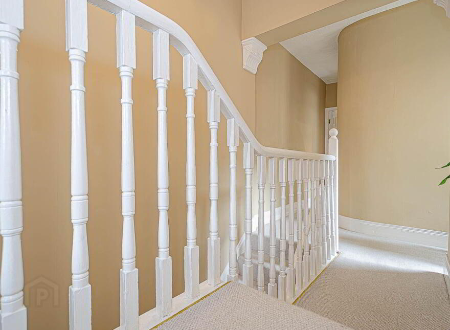 212 Ravenhill Avenue, Belfast, BT6 8LL