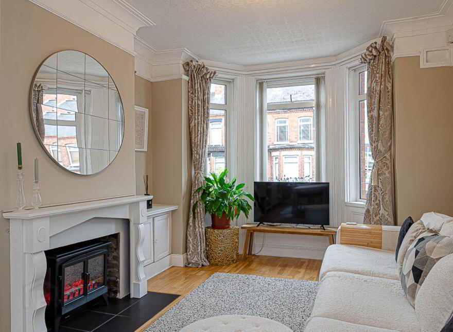 212 Ravenhill Avenue, Belfast, BT6 8LL