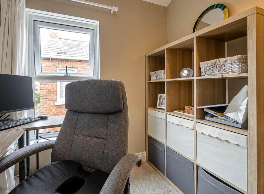 212 Ravenhill Avenue, Belfast, BT6 8LL