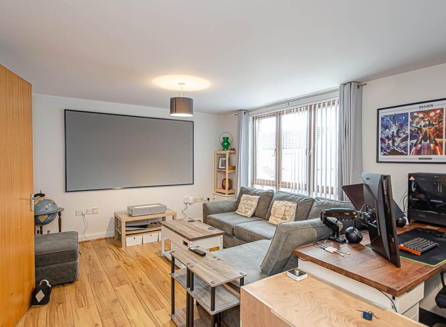 Apt 3, Cherryville Street, Belfast, BT6 8BJ