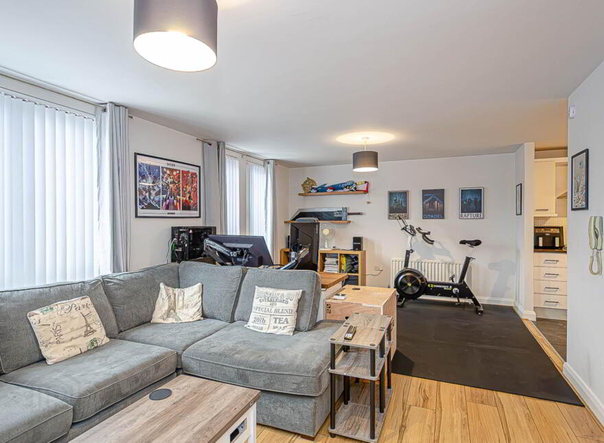 Apt 3, Cherryville Street, Belfast, BT6 8BJ