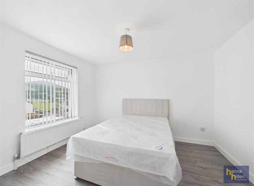29 Carrick Vista, Newry, BT35 7BZ