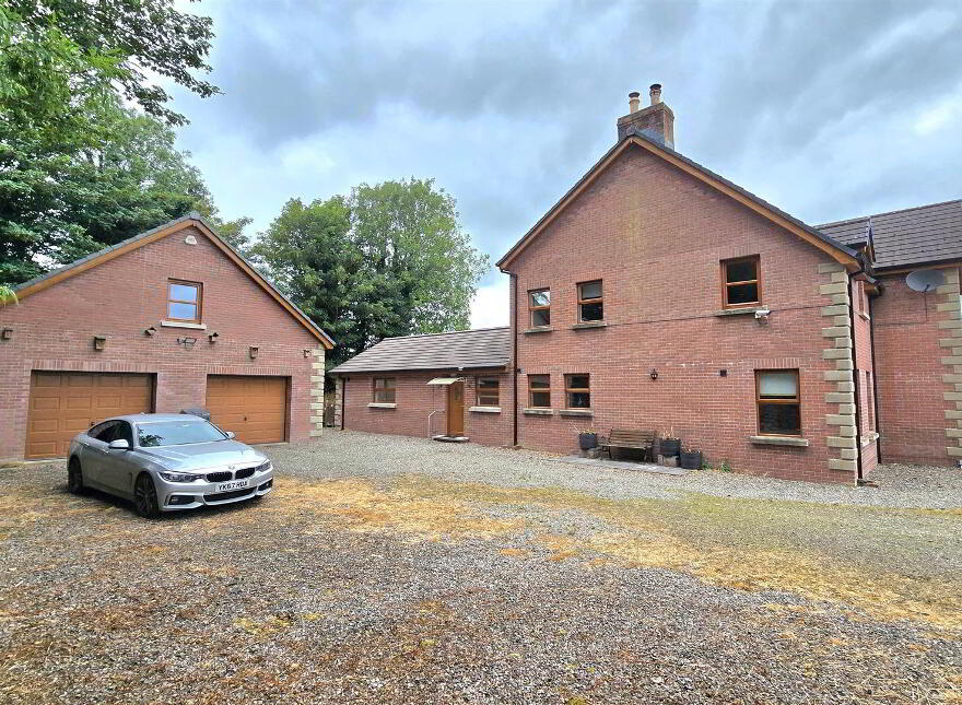 40 Crea Road, Randalstown, BT41 3DX