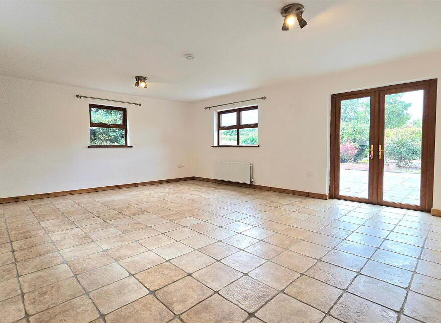 40 Crea Road, Randalstown, BT41 3DX