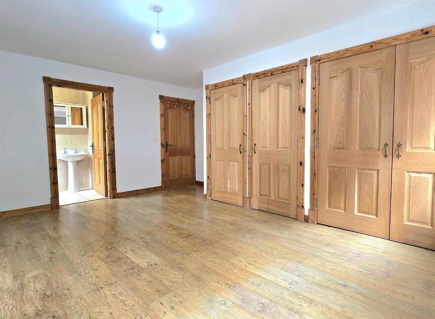 40 Crea Road, Randalstown, BT41 3DX
